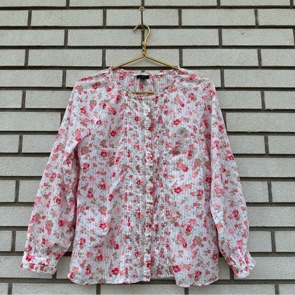 Talbots Petite Ruffle Pintuck Blouse MP White Pink Floral Cotton Cottagecore - Picture 2 of 10